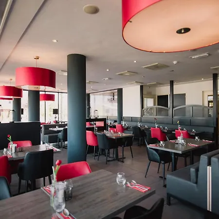 Bastion Alexander Hotel 4*
